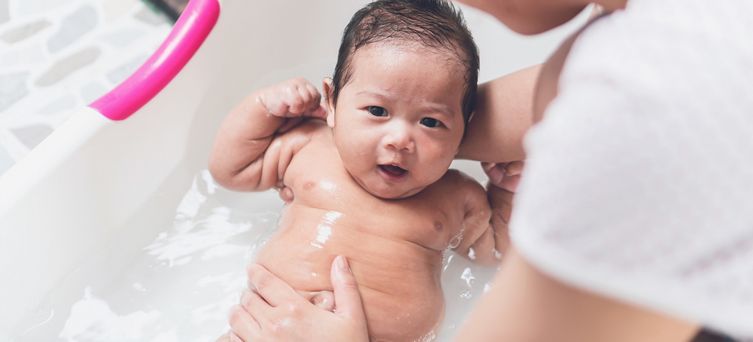 Asian mom bath