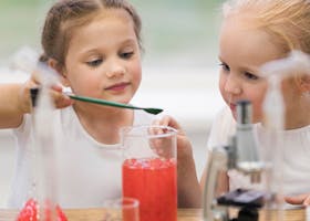 10 Eksperimen Sains Untuk Stimulasi Anak di Rumah