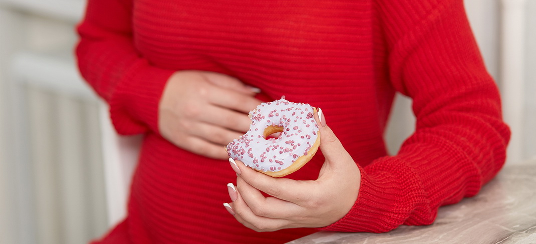 10 Makanan yang Tidak Boleh Dimakan Saat Hamil - Ibupedia