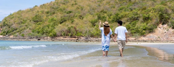 10 Tips Cerdas Traveling untuk Ibu Hamil