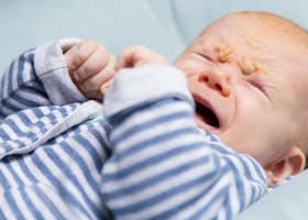 11 Faktor Yang Membuat Bayi Menangis Setelah Selesai Menyusu