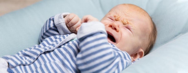 11 Faktor Yang Membuat Bayi Menangis Setelah Selesai Menyusu