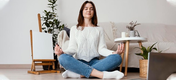 12 Cara Melatih Mindfulness Agar Kamu Tidak Stress