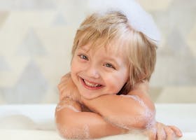14 Rekomendasi Shampo Anak Berdasarkan Harga