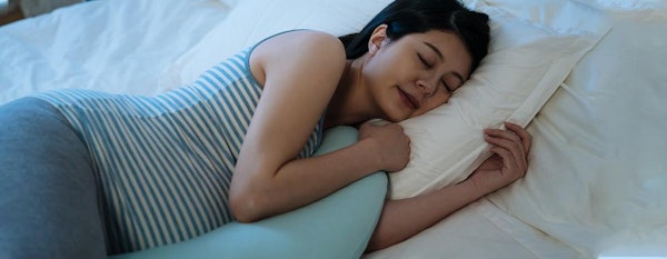 16 Tips Nyaman Tidur untuk Bumil