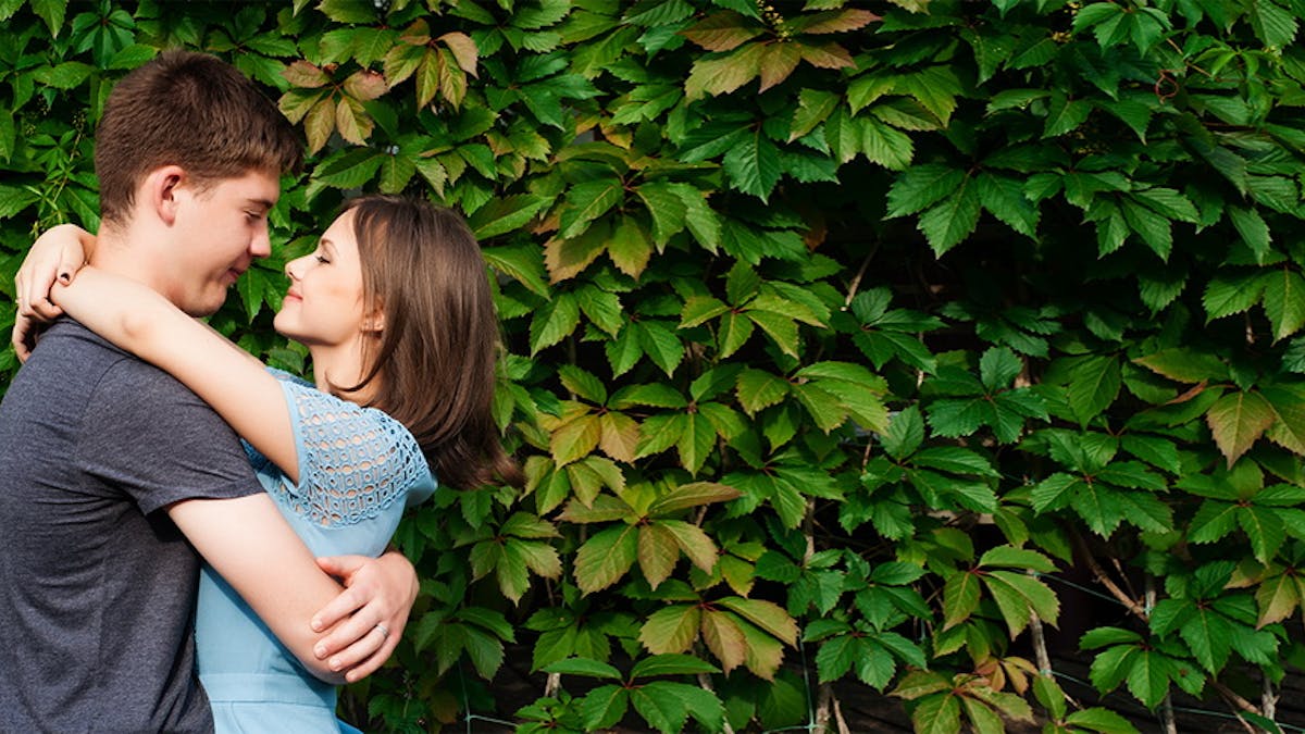 23 Tanda Suami Sayang Istri Ibupedia