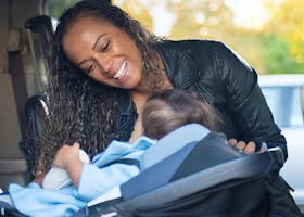 4 Bahaya yang Mengintai Jika Tidak Menggunakan Car Seat Anak
