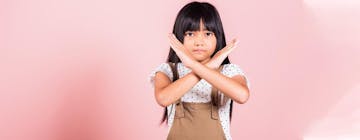 4 Cara Agar Anak Tidak Menggunakan Kata "Nggak" Saat Ditanya