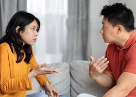 5 Komentar Ayah yang Sering Bikin Ibu Baru Marah