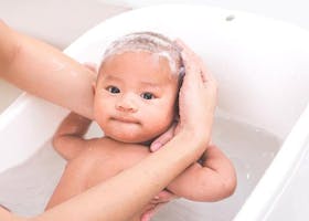 6 Alasan Kenapa Bayi Sebaiknya Tidak Langsung Dimandikan Saat Lahir
