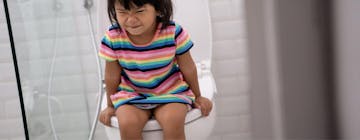 6 Cara Mengajarkan Anak Toilet Training