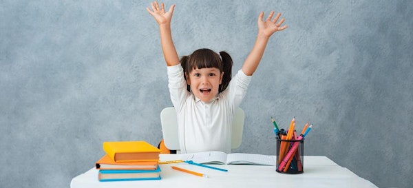 7 Cara Belajar Menulis Anak TK. Mudah dan Tak Bikin Bosan