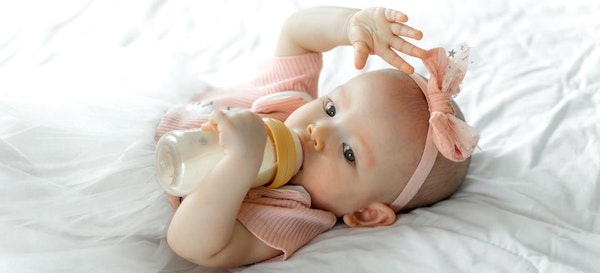 7 Pilihan Botol Susu Bayi Paling Direkomendasikan