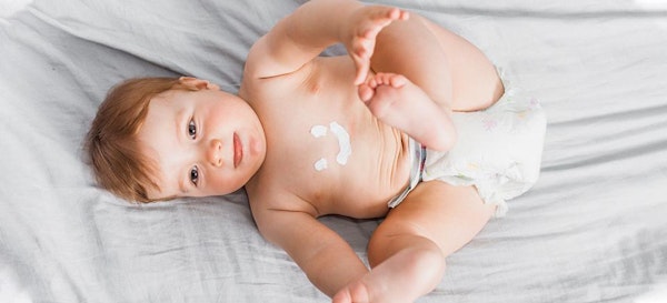 7 Rekomendasi Skincare Untuk Bayi Baru Lahir Terbaik