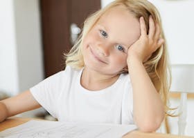 8 Cara Mengasah Perkembangan Kognitif Anak