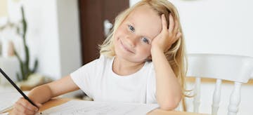 8 Cara Mengasah Perkembangan Kognitif Anak