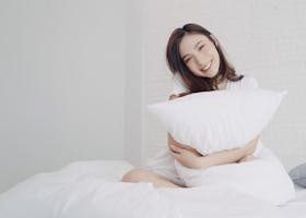 8 Rekomendasi Sprei Nyaman Bikin Tidur Makin Nyenyak
