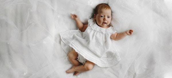 8 Trik Photoshoot Bayi Sederhana Anti Gagal