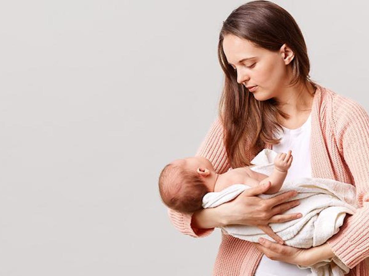 9 Arti Mimpi Menggendong Bayi Berkaitan Dengan Rezeki Ibupedia