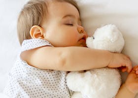 9 Cara Menidurkan Bayi dengan Melatih Anak Tidur Sendiri