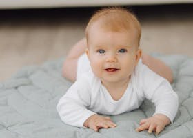 Adakah Bayi yang Tidak Tengkurap dan Langsung Duduk?