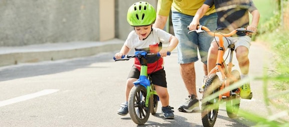 8 Rekomendasi Balance Bike Terbaik, Ada Yang Harganya Ratusan Ribu Saja!