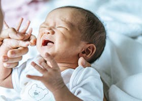 Bayi Menolak Menyusu ASI? Ikuti Saja 12 Tips Ini