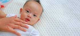 Bibir Bayi Hitam, Benarkah Tanda Penyakit Berbahaya?