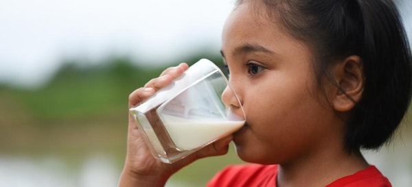 Bikin Ibu Jadi Galau, Amankah Anak Diare Minum Susu? 