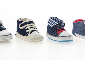 Bimbang Pilih Sepatu Barefoot Bayi? Simak Rekomendasinya!