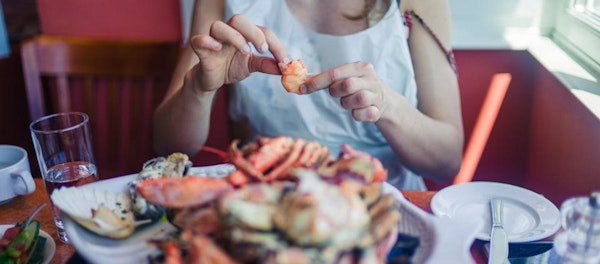 Bolehkah Ibu Menyusui Makan Seafood? Begini Kata Pakarnya! 