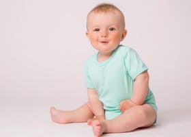 Cara Menaikkan Berat Badan Bayi, dari ASI sampai Pijat Bayi