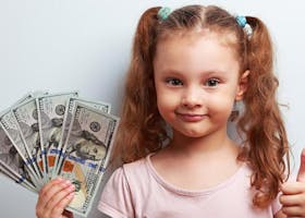 Cegah Anak Jadi Materialistis, Pelajari Tips Mengajarkan Anak Tentang Uang