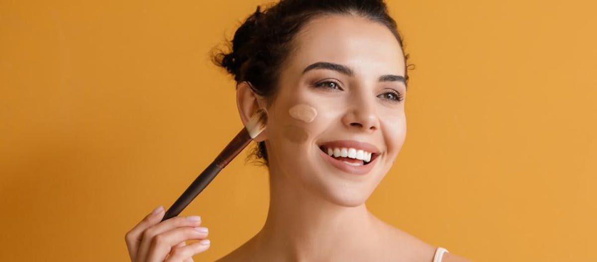 Wajib Punya! 10 Foundation Yang Bagus, Full Coverage Dan Tahan Lama