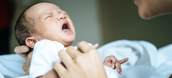 Kejang Sering Dikaitkan Dengan Sawan Pada Bayi, Mitos Atau Fakta?