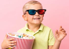 Ketahui Risiko Yang Perlu Dipertimbangkan Saat Mengajak Anak Nonton Bioskop