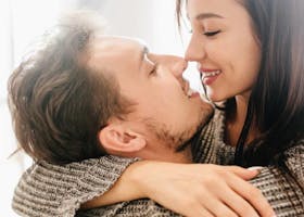 Kumpulan Kata Romantis Untuk Suami, Bikin Hubungan Harmonis!