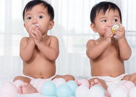 Melahirkan Bayi Kembar Tidak Harus dengan Operasi Caesar