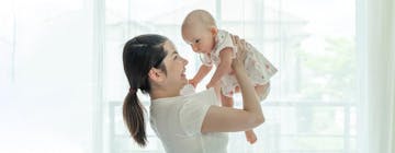 Menciptakan Hubungan yang Baik dengan Bayi Anda
