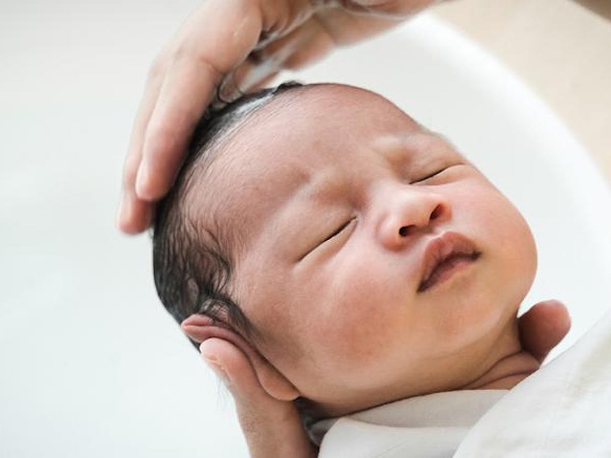 Mencukur Rambut Bayi Benarkah Bisa Bikin Rambut Anak Tebal Ibupedia