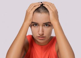 Mengenal Fakta Tentang Penyakit Alopecia yang Diderita Istri Will Smith