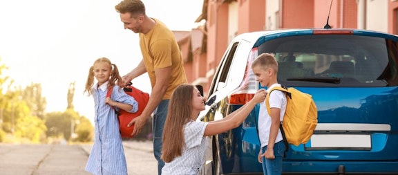 Nggak Cuma Bayar SPP! Ini 7 List Biaya Sekolah Anak Yang Parents Perlu Tahu!