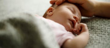 Penggunaan Selimut Bayi Yang Tidak Tepat, Bisa Mengancam Nyawa Si Kecil!