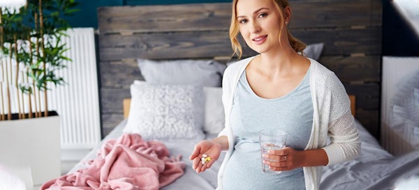 Penuhi Asupan, Ini 8 Merk Vitamin C untuk Ibu hamil