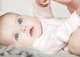 Pityriasis Alba: Bercak Putih MIrip Panu pada Kulit Bayi