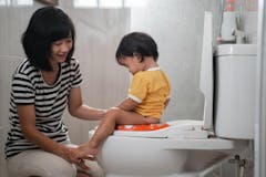 Pup Anak yang Normal Seperti Apa? Cek Panduan Lengkap dari Dokter Anak!