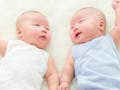 Risiko Komplikasi Pada Kehamilan Kembar
