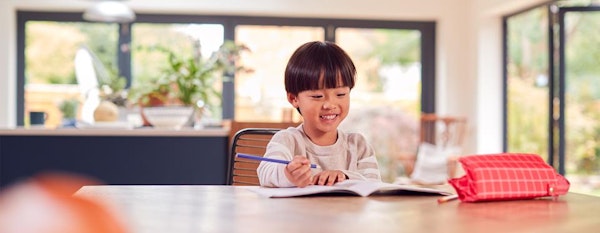  Siap Kembali Ke Sekolah! 7 Merk Buku Tulis Anak Terbaik Berkualitas