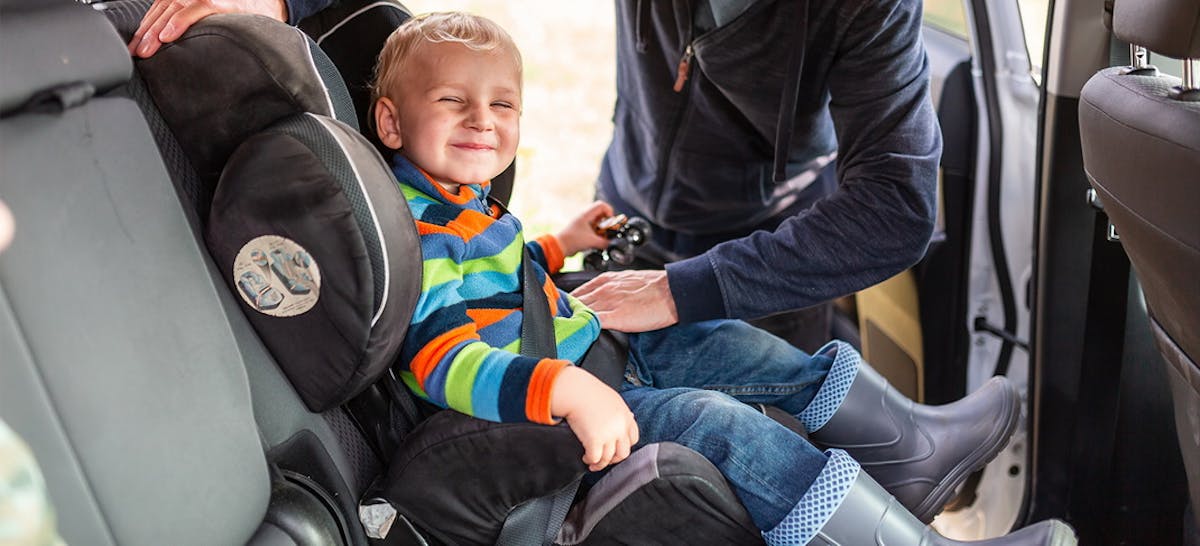 Rekomendasi Tipe dan Merk Car Seat Terbaik yang Wajib Ibu Tahu! Ibupedia