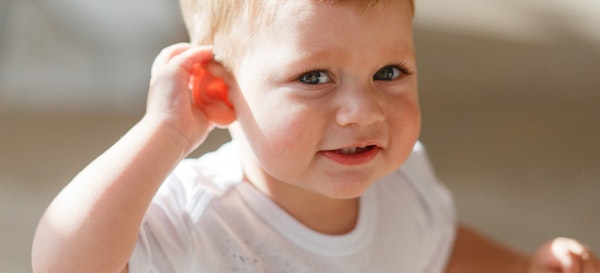 Tanda Gangguan Pendengaran Pada Bayi